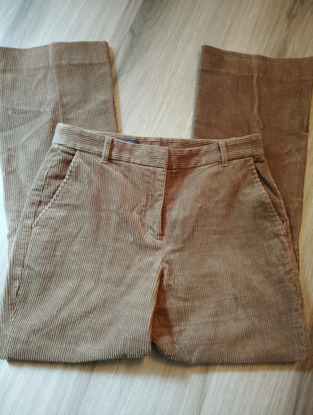 Brooks Brothers Crop Corduroy Size 2 EUC - Picture 2 of 5